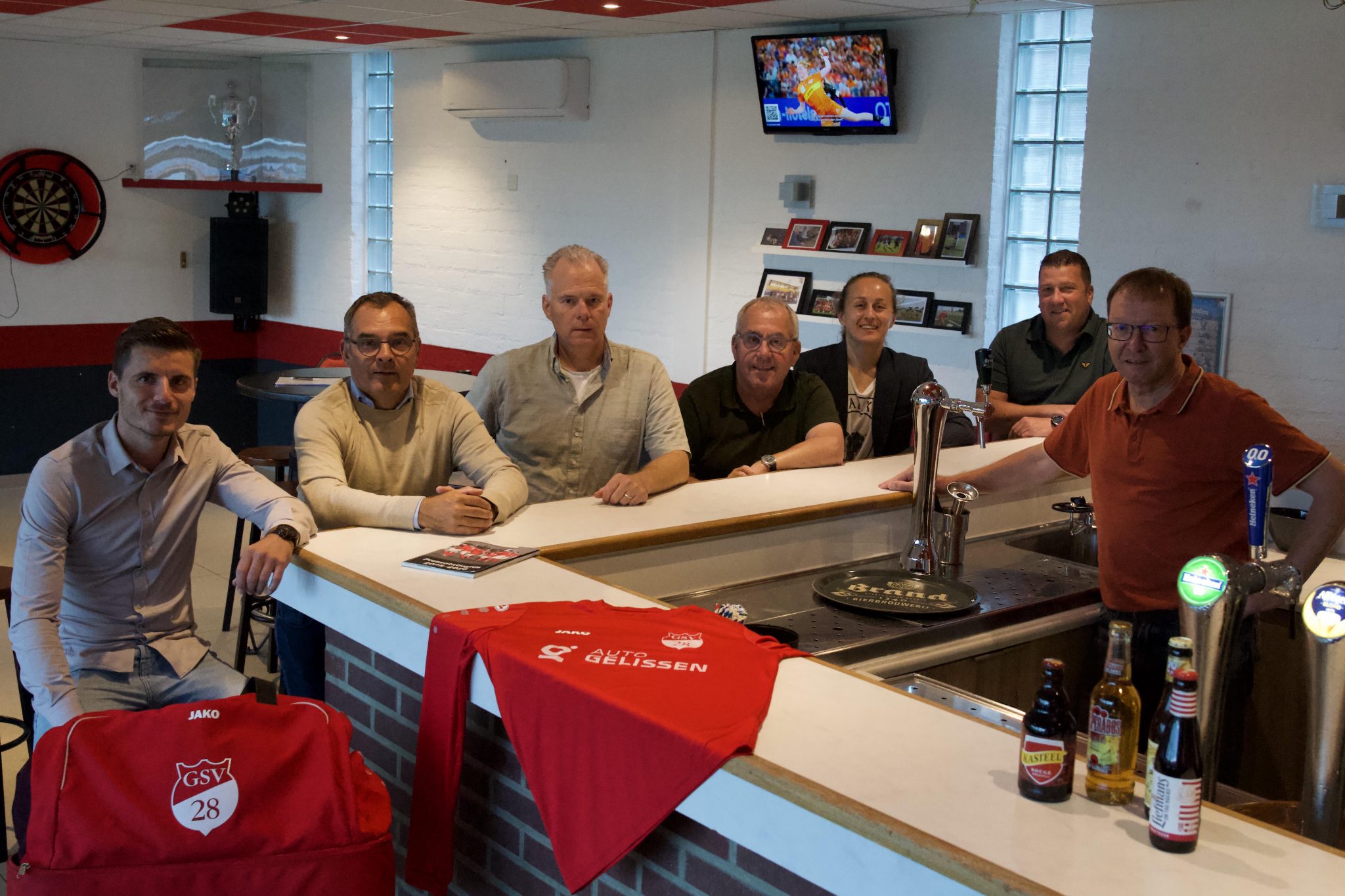 Nieuw stichtingsbestuur 100-jarig jubileum GSV'28